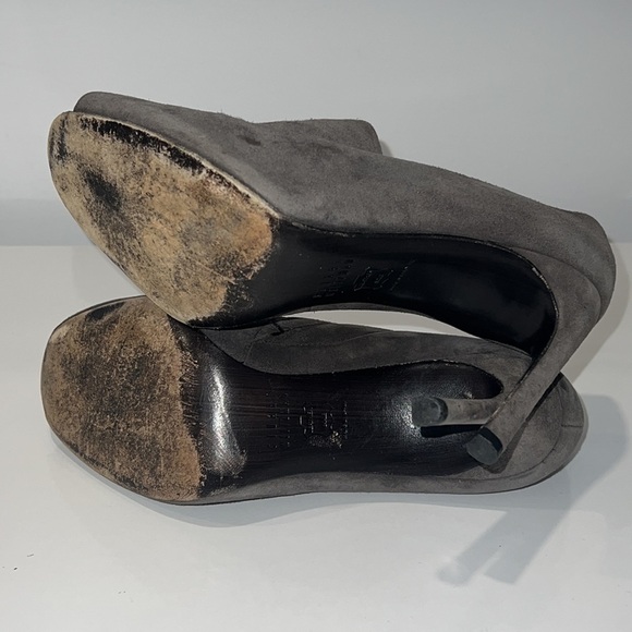 Stuart Weitzman Grey Altamira Peep-Toe Suede Ankle boots/ Booties Pumps size 7 M - Picture 10 of 14
